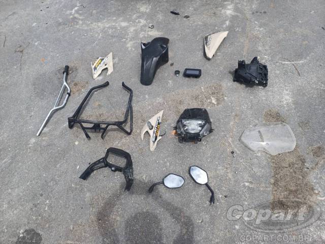 2025 HONDA XRE SAHARA 300 