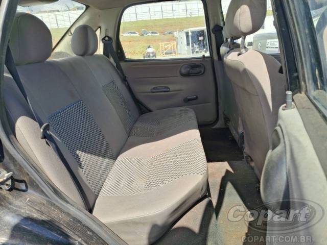 2011 CHEVROLET CLASSIC 