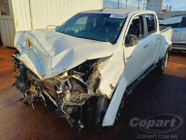 2024 TOYOTA HILUX CD 