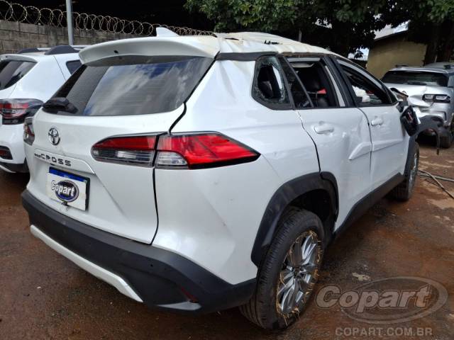 2026 TOYOTA COROLLA CROSS 