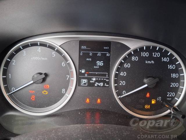 2025 NISSAN Kicks Play 