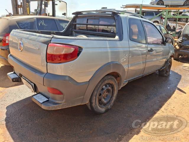 2015 FIAT STRADA CD 