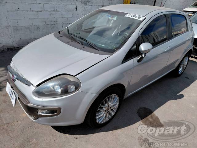 2014 FIAT PUNTO 