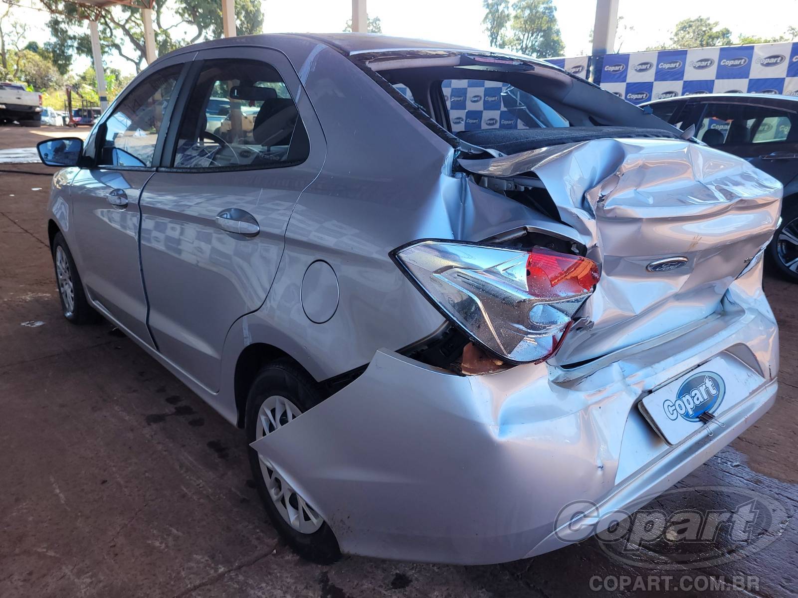 2017 FORD KA SEDAN — foto 3 de 10