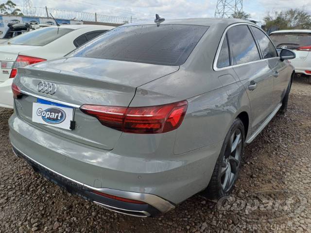 2022 AUDI A4 