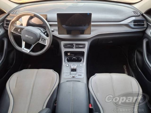 2025 BYD KING 