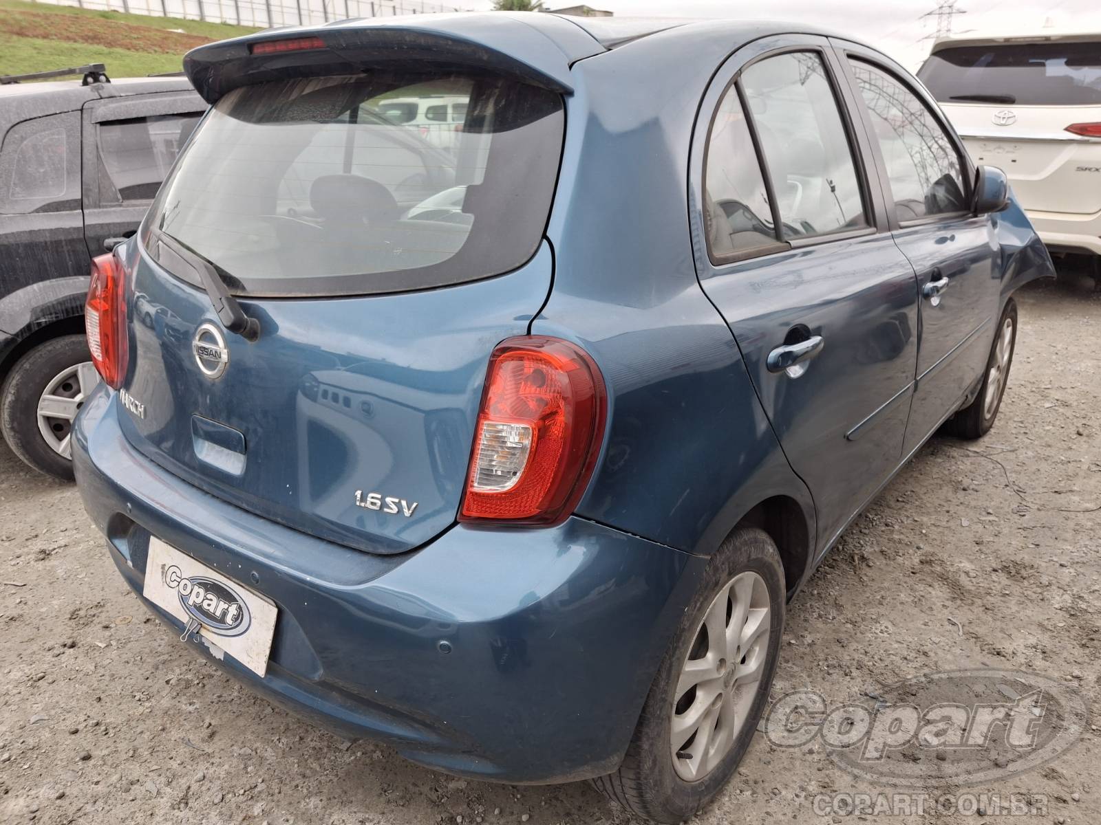 Foto 4: 2015 NISSAN MARCH