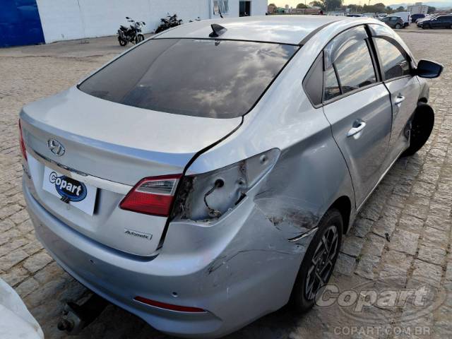 2017 HYUNDAI HB20S 