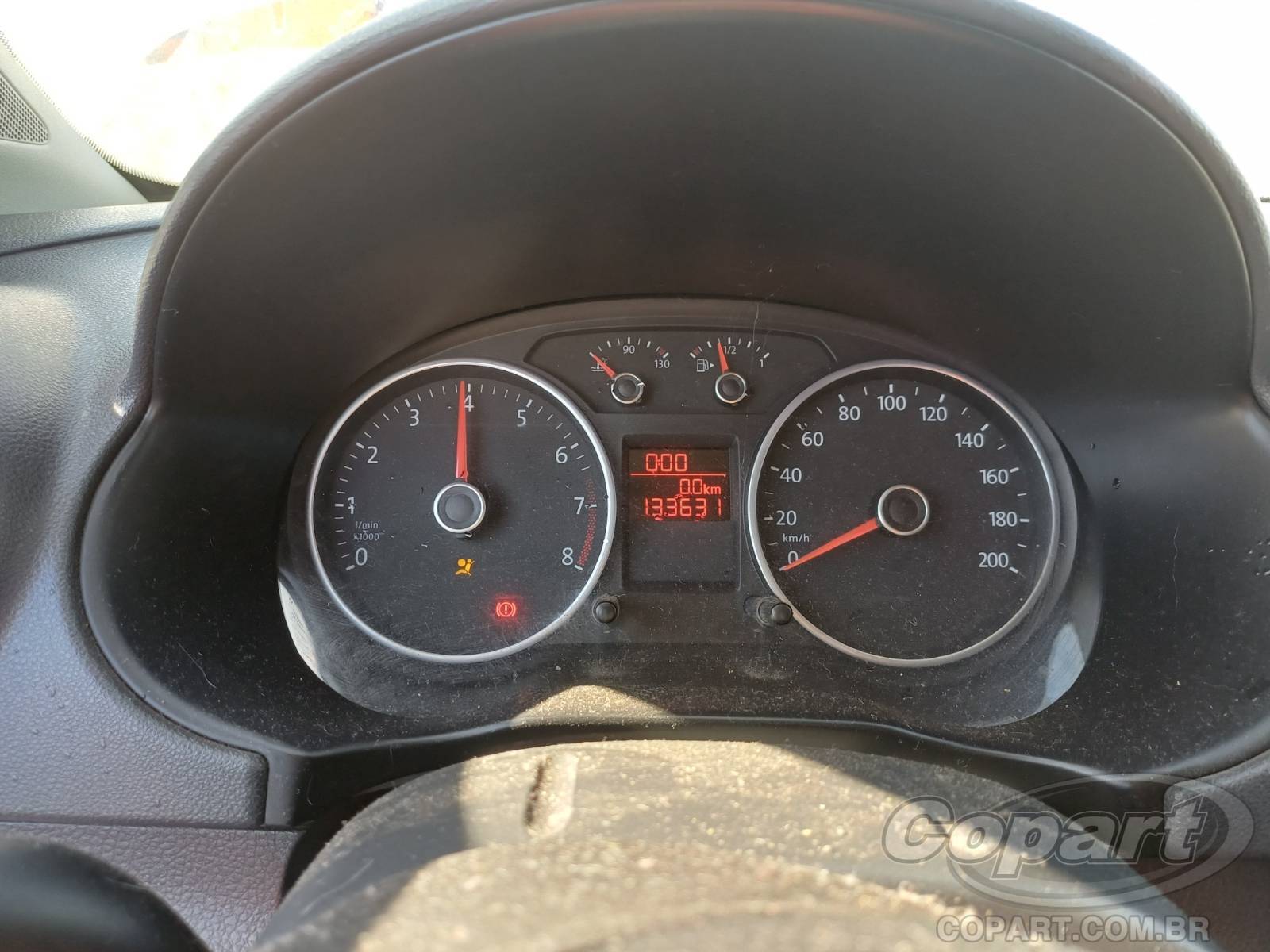 2015 VOLKSWAGEN VOYAGE — foto 8 de 10