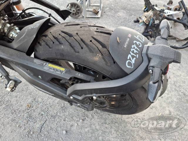 2025 TRIUMPH TRIDENT 