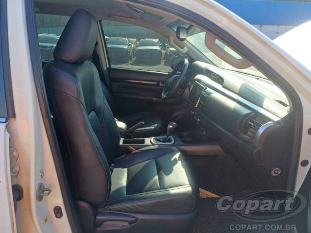 2019 TOYOTA HILUX CD 