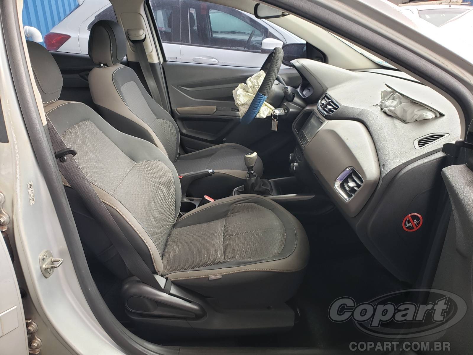 2015 CHEVROLET PRISMA — foto 5 de 12