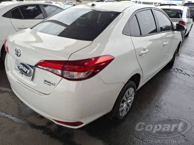 2023 TOYOTA YARIS SEDA 