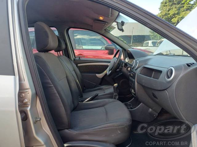2011 RENAULT LOGAN 