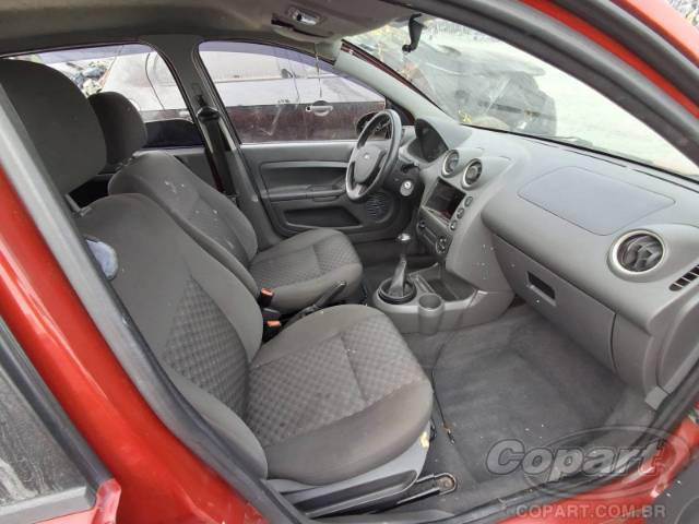 2006 FORD FIESTA 