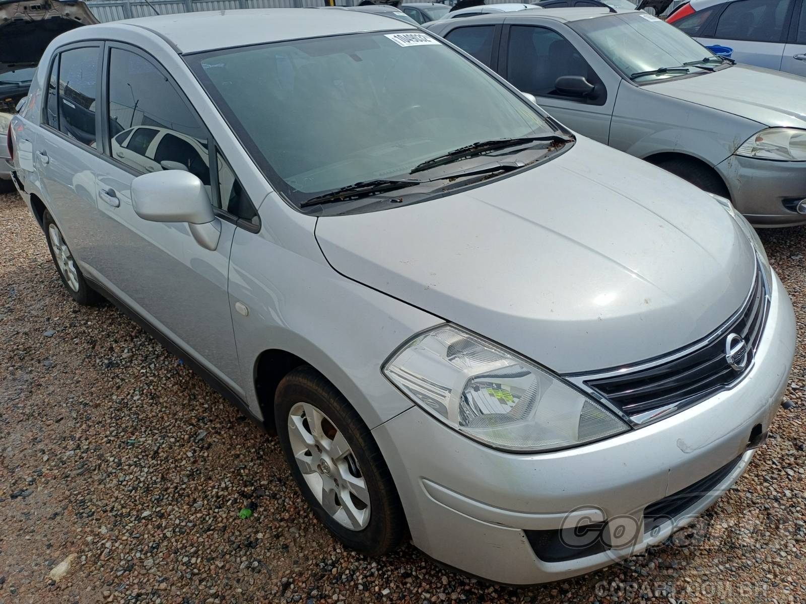 Veículo Nissan Tiida Nissan Tiida Sedan 1.8 16V 2012 2013 em leilão
