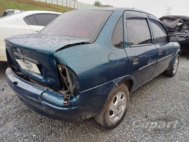 2000 CHEVROLET CORSA SEDAN 