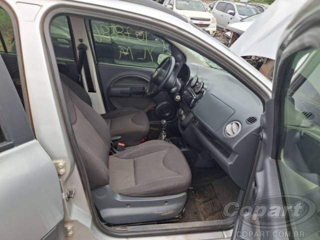 2011 FIAT UNO 