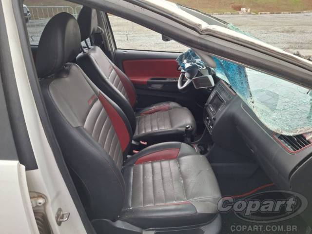 2017 VOLKSWAGEN FOX 