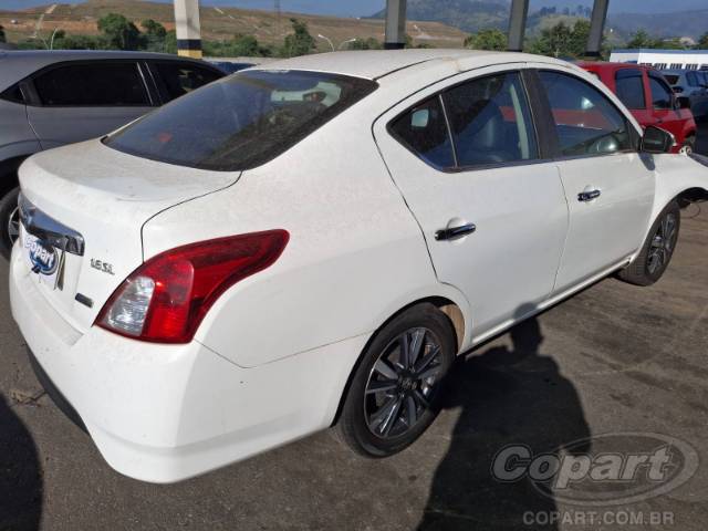 2018 NISSAN VERSA 
