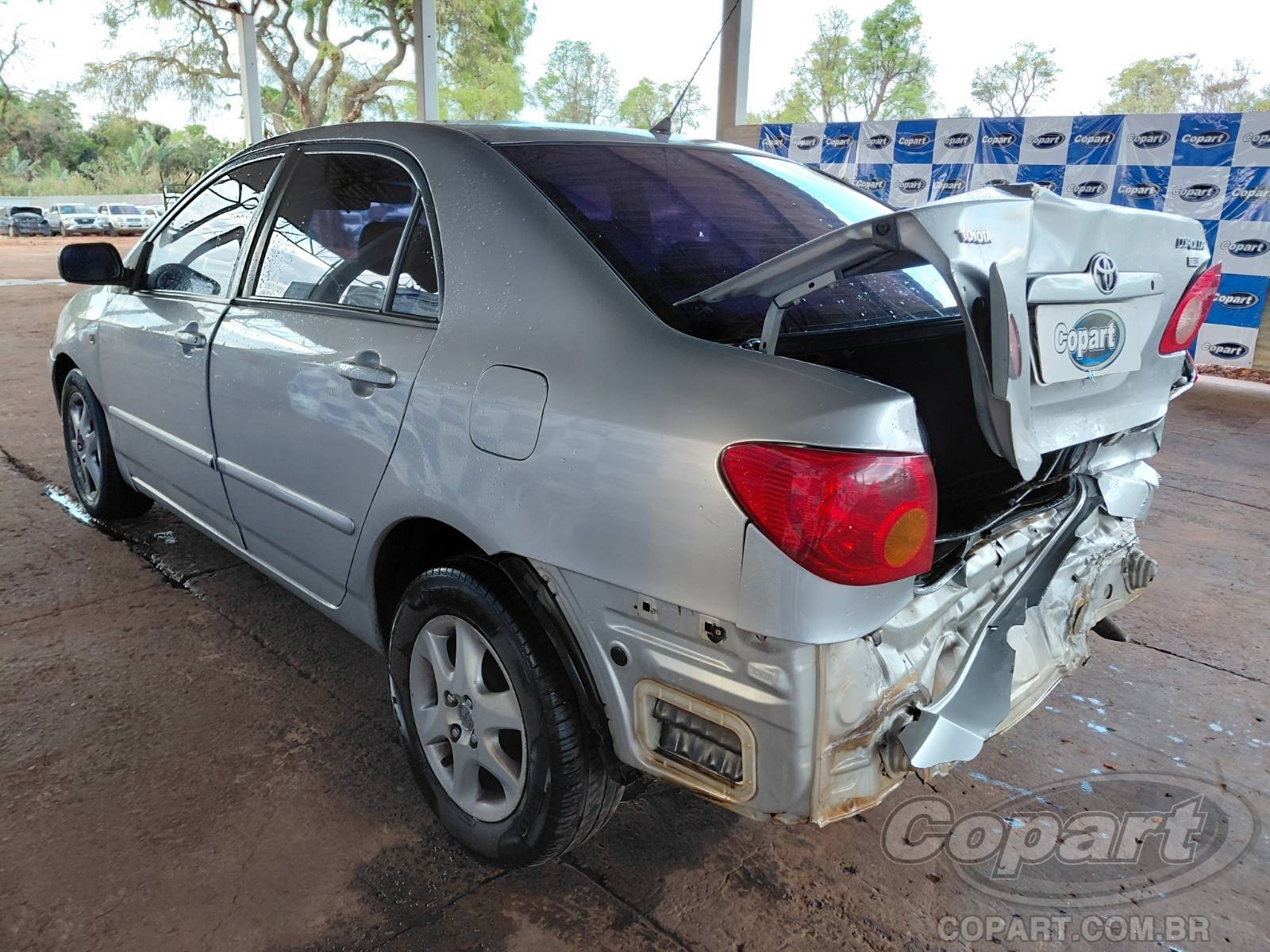 2003 TOYOTA COROLLA — foto 3 de 10