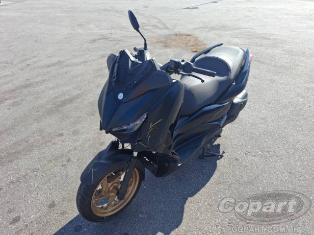 2024 YAMAHA XMAX 