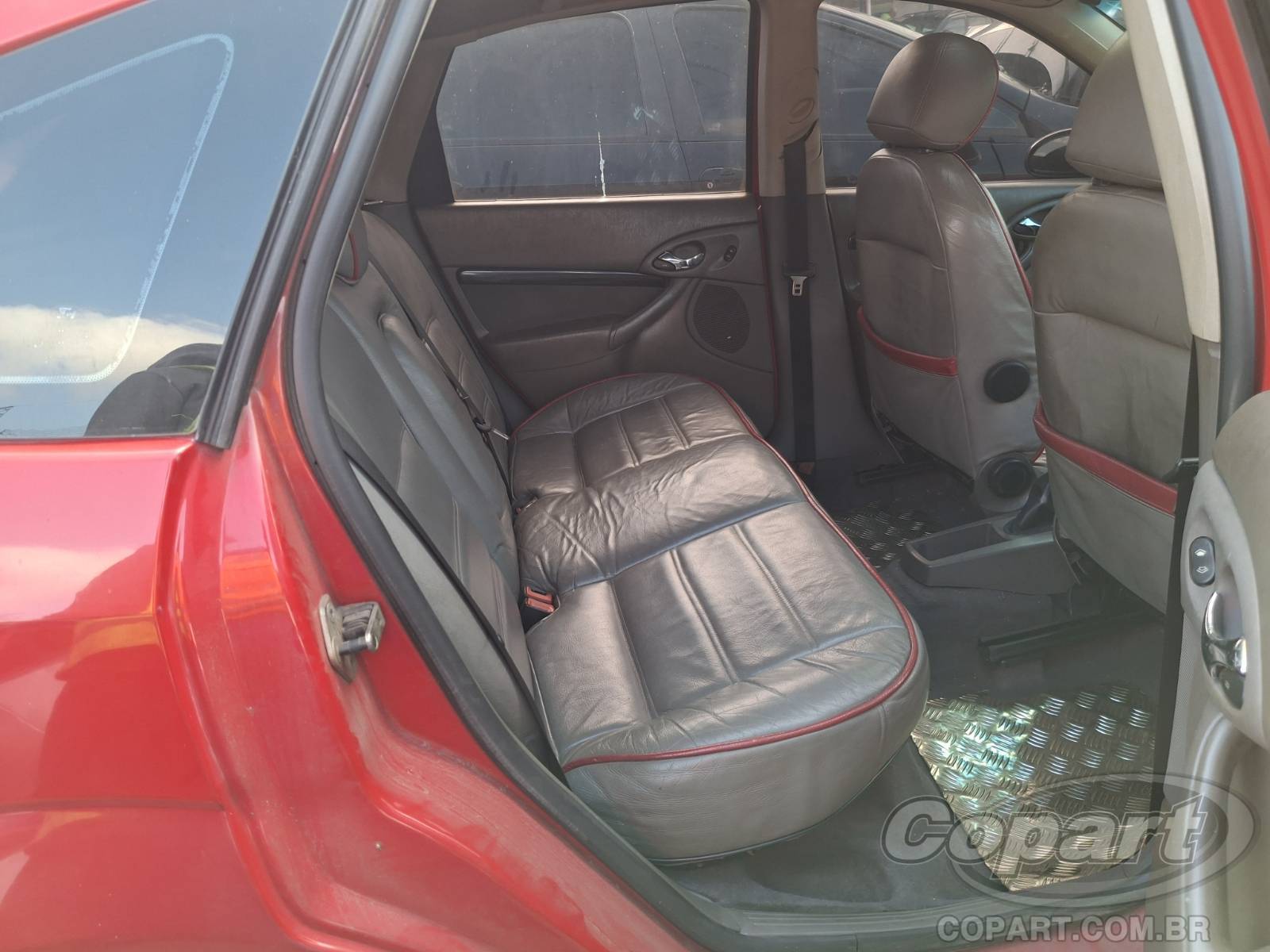 Foto 6 de 11: 2001 FORD FOCUS