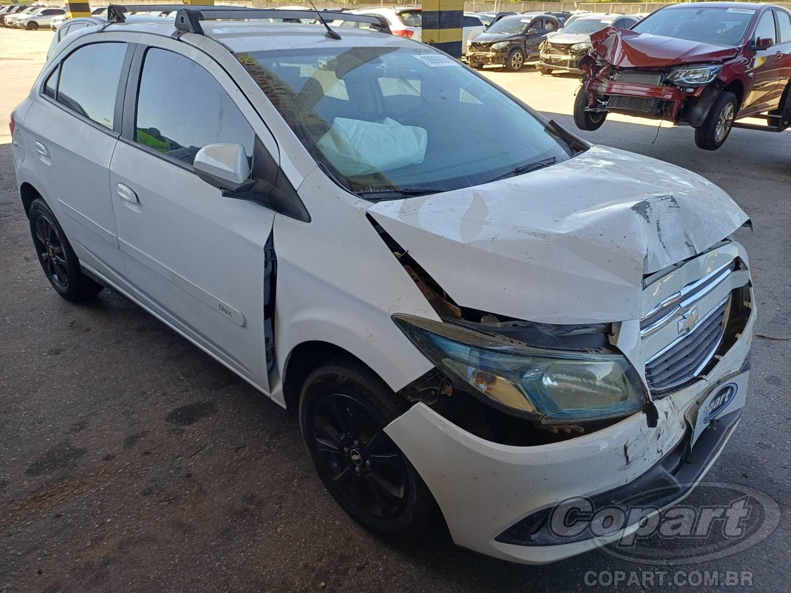 Veículo GM - Chevrolet Onix Chevrolet Onix LTZ 1.4 SPE 2014 Colisão 2014 em leilão