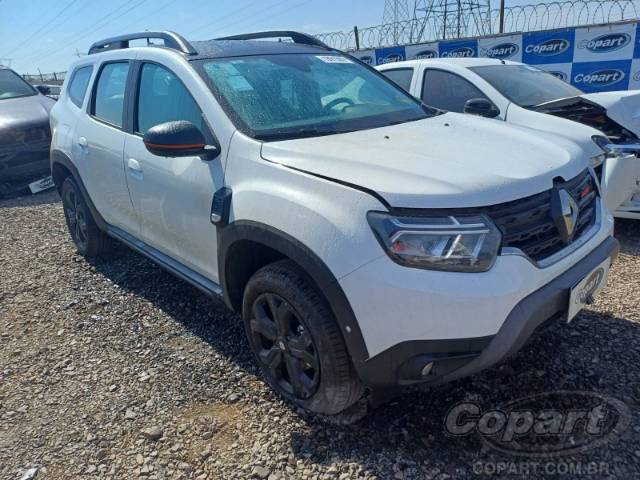 2026 RENAULT DUSTER 