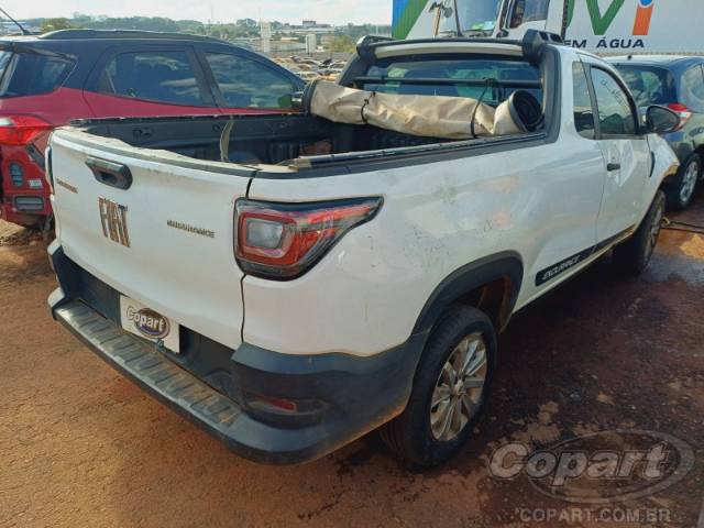 2022 FIAT STRADA 