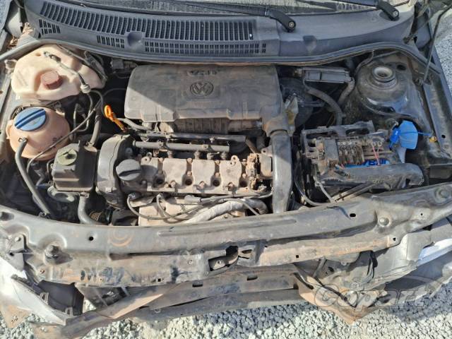 2009 VOLKSWAGEN VOYAGE 