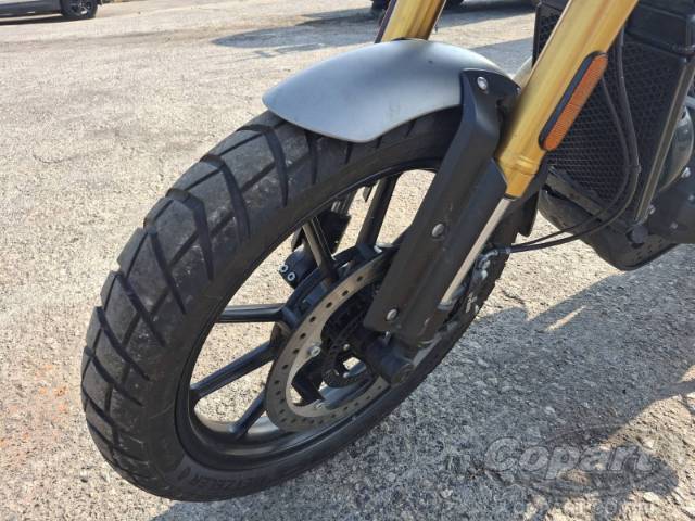 2025 TRIUMPH SCRAMBLER 