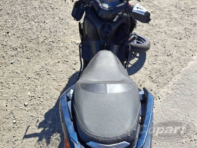 2024 YAMAHA XMAX 