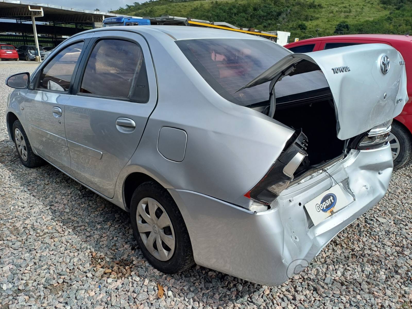 2016 TOYOTA ETIOS SEDA — leilão em Vitória De Santo Antão/PE (foto 3)