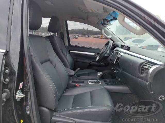 2016 TOYOTA HILUX CD 