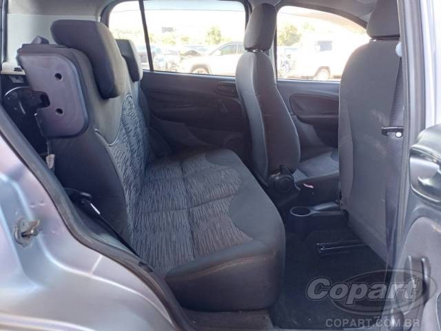 2016 FIAT UNO 