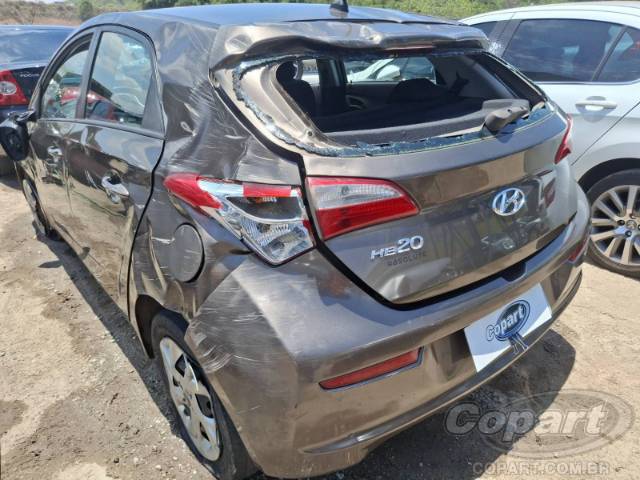 2016 HYUNDAI HB20 
