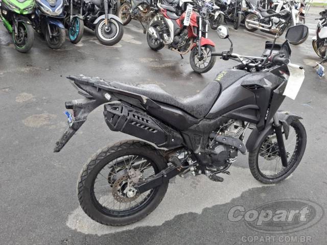 2026 HONDA XRE SAHARA 300 