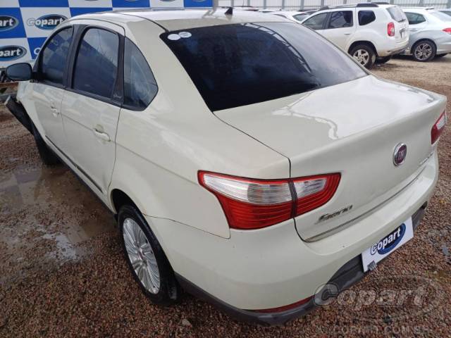 2015 FIAT GRAND SIENA 