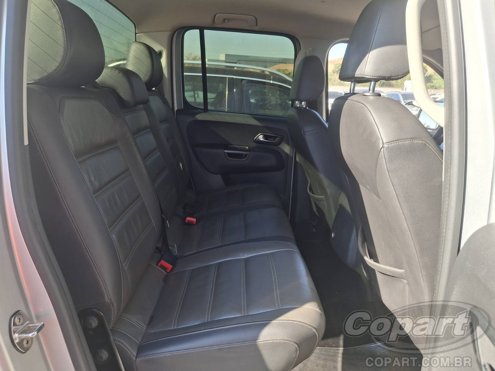 2019 VOLKSWAGEN AMAROK — foto 6 de 10