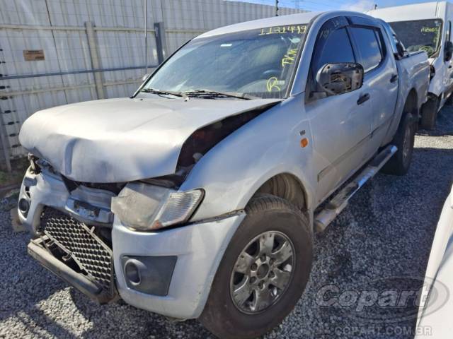 2014 MITSUBISHI L200 TRITON 