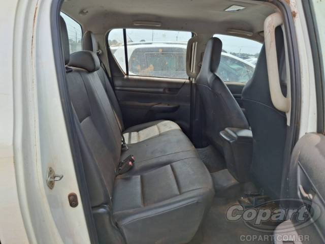 2023 TOYOTA HILUX CD 