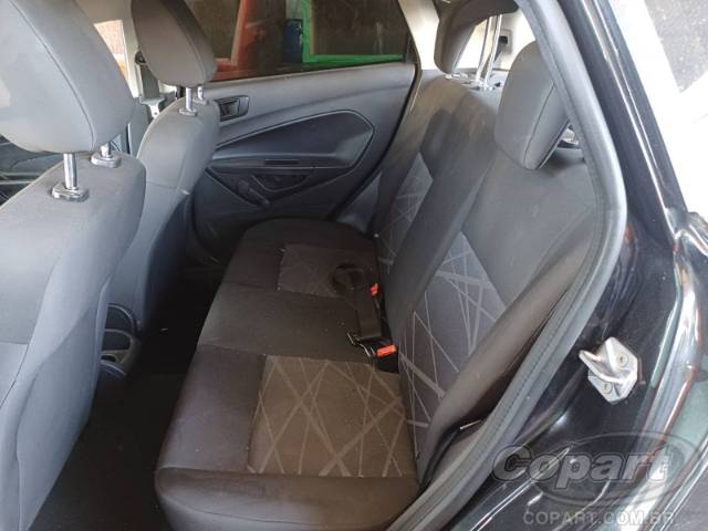 2015 FORD FIESTA 