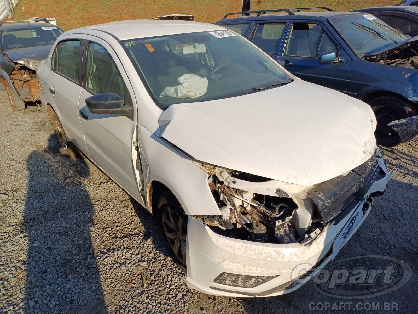 Veículo VW - VolksWagen Voyage VOLKSWAGEN VOYAGE 1.0 12V MPI 2021 2022 em leilão