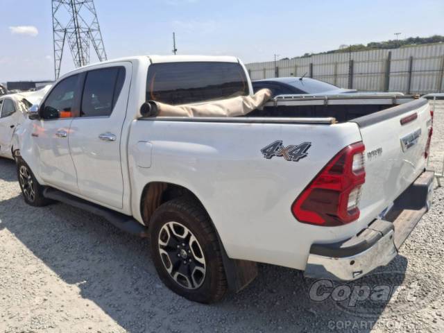 2023 TOYOTA HILUX CD 