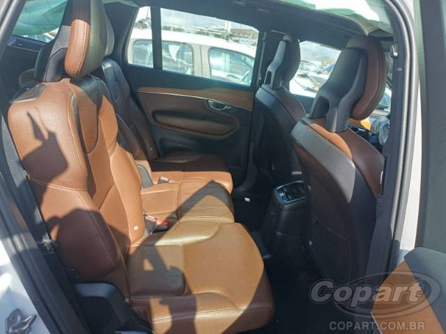 2021 VOLVO XC90 