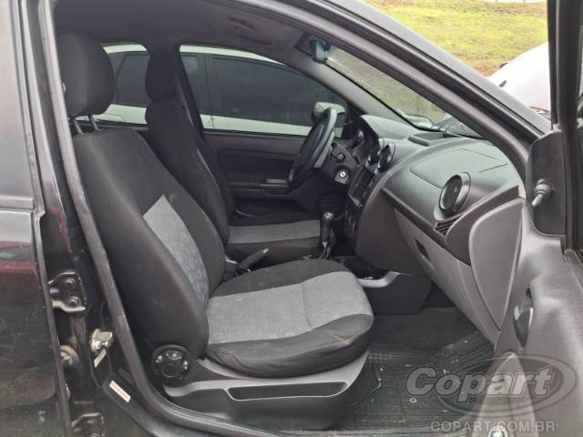 2011 FORD FIESTA 