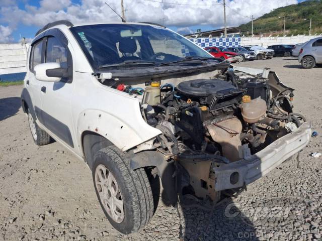 2016 FIAT UNO 