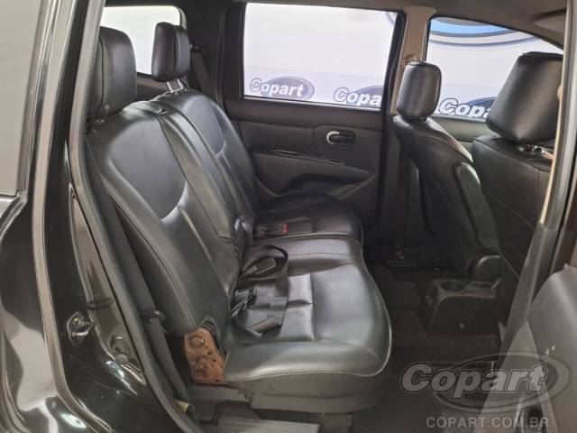 2013 NISSAN GRAND LIVINA 