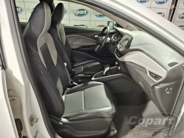 2025 CHEVROLET ONIX PLUS 